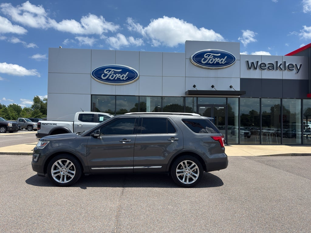 2017 Ford Explorer XLT in Magnetic Metallic — front three-quarter view