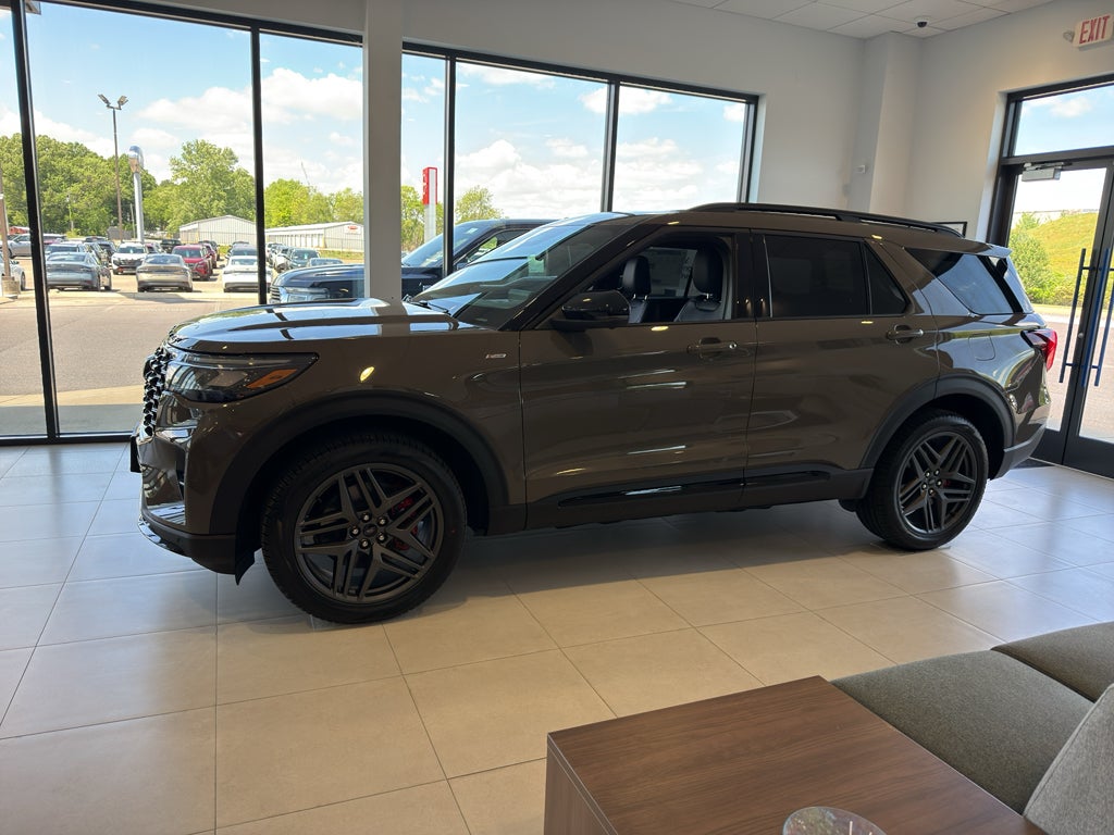 2026 Ford Explorer ST-Line in Marsh Gray — front three-quarter view