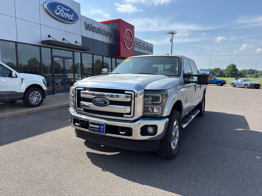 2015 Ford F-250 — rear three-quarter view