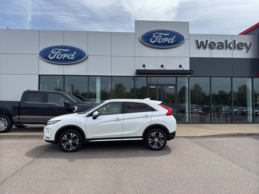 2020 Mitsubishi Eclipse Cross SEL in Pearl White — front three-quarter view